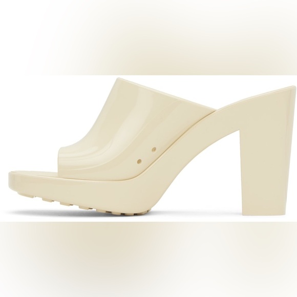 BOTTEGA VENETA
Beige Rubber Heeled Sandals - Picture 3 of 13